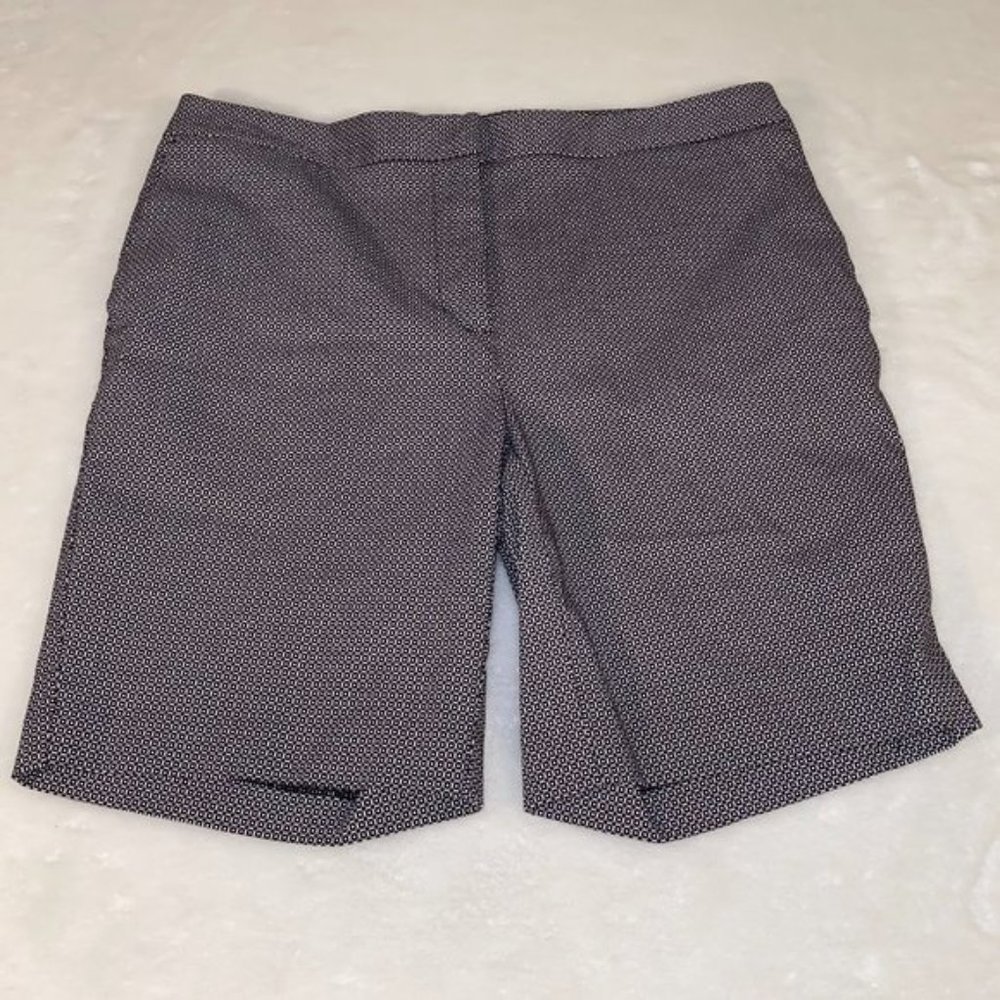 - NWOT Mario Serrani Bermuda shorts Black white 10 stretch